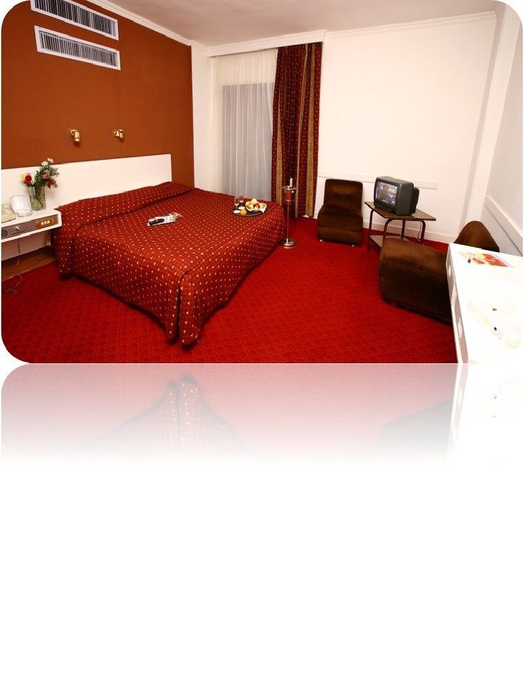 Beirut Hotel Le Caire Extérieur photo
